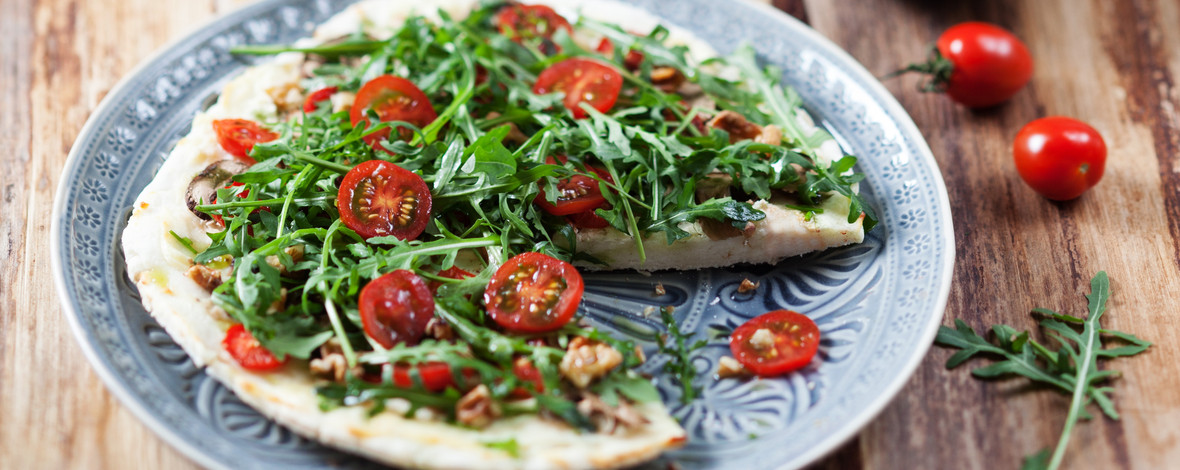 frische rucola pizza